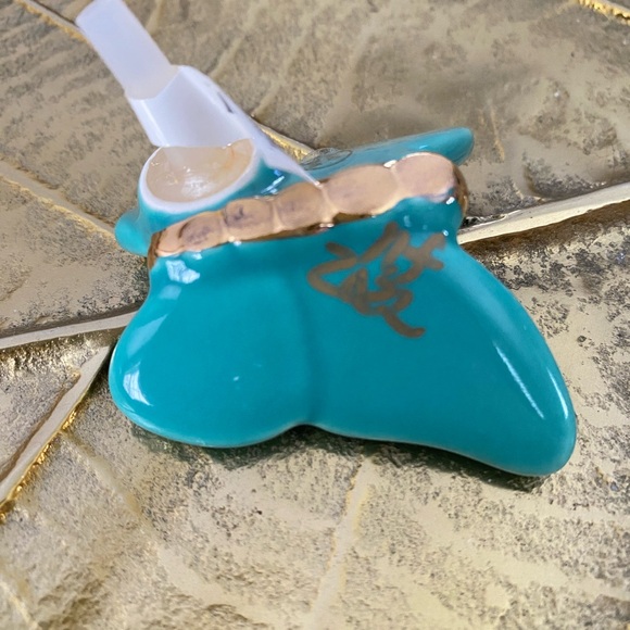 Nora Fleming Teal Butterfly - Signed by Nora Fleming! - Picture 3 of 3